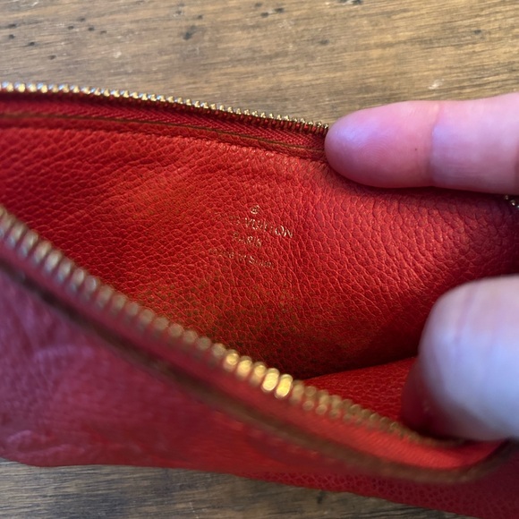 Josephine Zippered Wallet Insert Monogram Empreinte Leather Cerise Louis Vuitton - Picture 11 of 15